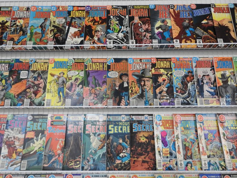 Huge Lot 170+ Comics W/ Jonah Hex, World's Finest,  +More! Avg VF- Condi...