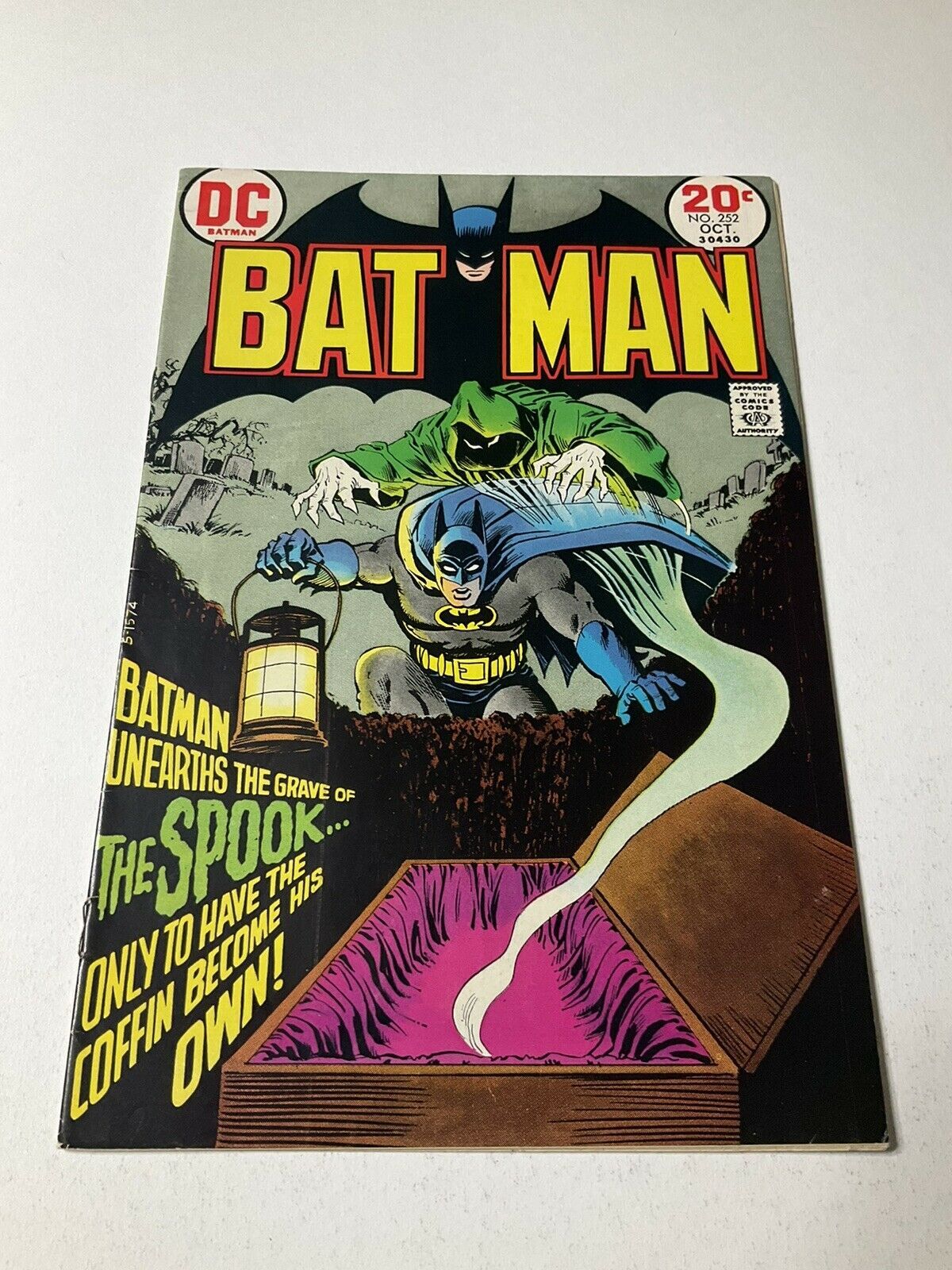 Batman 252 Nm- Near Mint- DC Comics | Comic Books - Bronze Age, DC Comics,  Batman, Superhero / HipComic