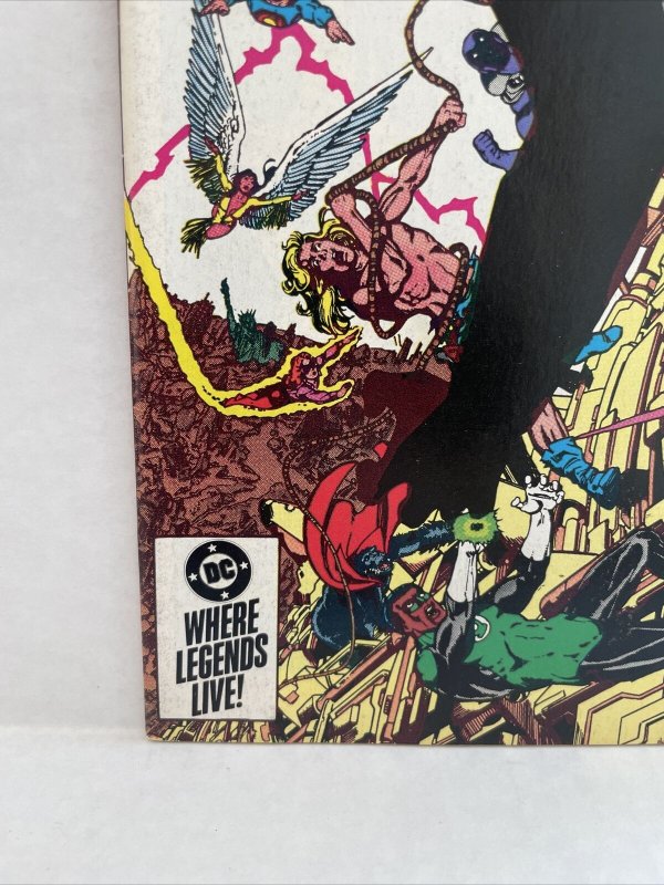 Crisis On Infinite Earths #2 1st Anti-Monitor