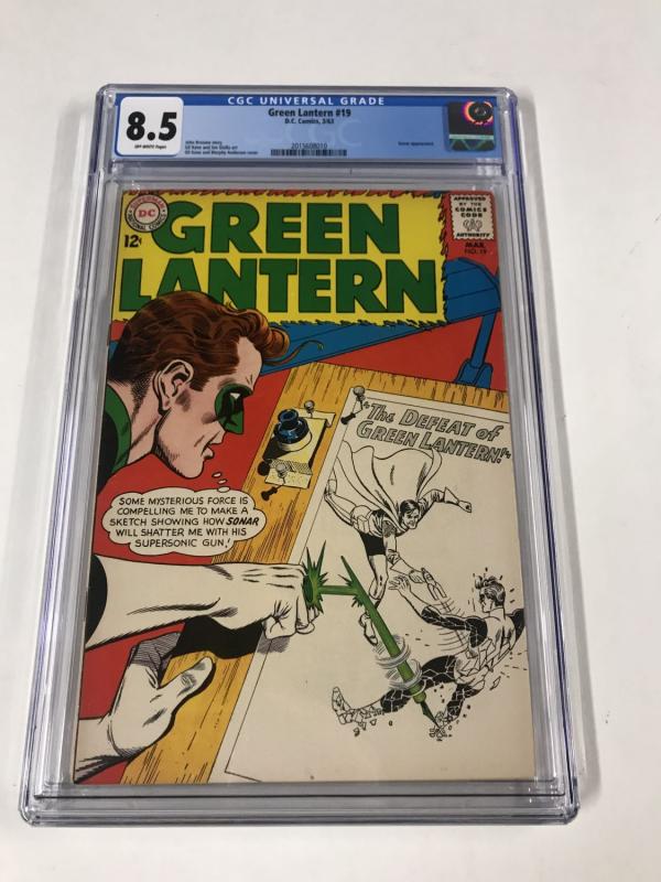 Green lantern (1960s Series) #19 CGC 8.5