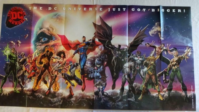 DC UNIVERSE JUST GOT BIGGER Promo poster, 32 x 60, 2017, DC,  Unused  024