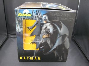 Batman Kotobukiya Artfx 1/6 scale Pre-Painted PVC Batman Statue Blue 