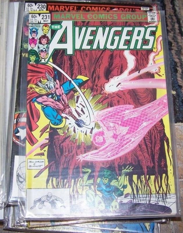 Avengers # 231 1983, Marvel THOR SHE HULK CAPTAIN MARVEL ironman cap