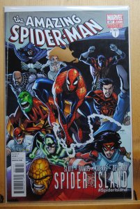 The Amazing Spider-Man #667 (2011) VF+ Spider Island Part 1