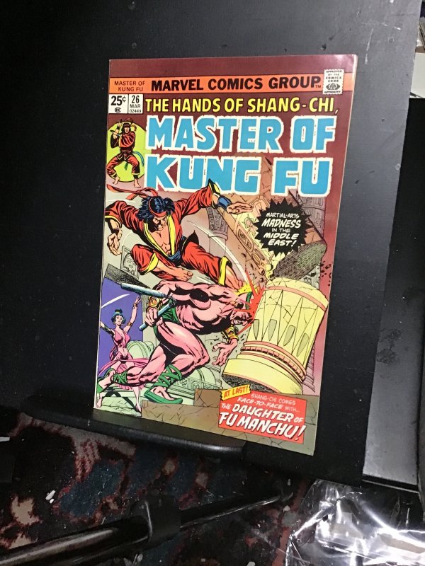 Master of Kung Fu #26 (1975) 1st Daughter of Darkness Shang-Chi NM- Wow