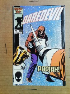 Daredevil #229 (1986) FN/VF condition
