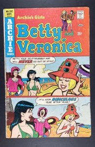 Archie's Girls Betty and Veronica #237 (1975)
