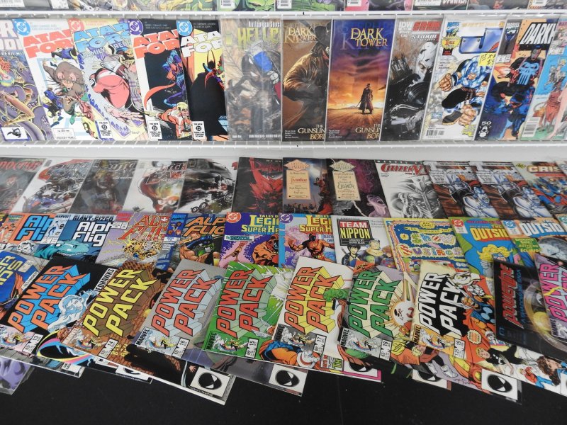 Huge Lot 170+ Comics W/ Hulk, Green Lantern, +More! Avg VF- Condition!