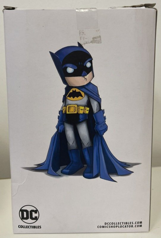 DC Collectibles Artists Alley: Batman Blue and Gray By Chris Uminga Statue SDCC