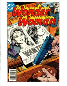 Wonder Woman #240 newsstand - 1978 - FN