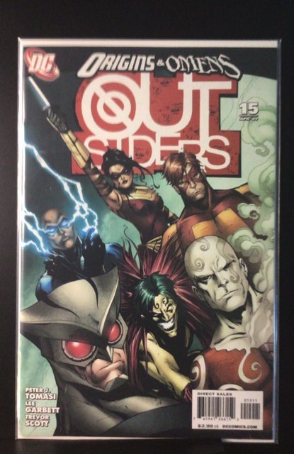 The Outsiders #15 (2009)