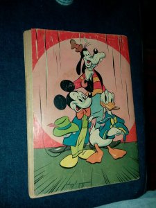 Four Color 268 Golden age 1950 Mickey Mouse Surprise Visitor dell comics classic