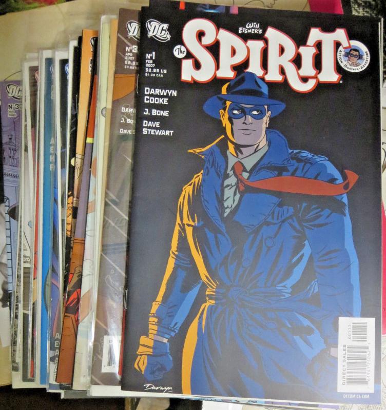 THE SPIRIT #1-30 Darwyn Cooke DC Comics (February 2007 - August 2009) Eisner