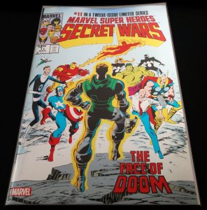 Marvel Super-Heroes Secret Wars #11 Facsimile Edition Foil Variant (2024) NM