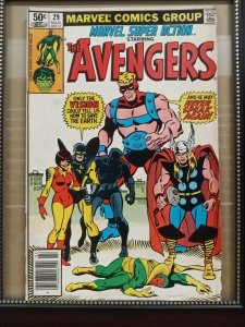 The AVENGERS #29 Super Action Marvel Comics Newsstand - 1981.  P02