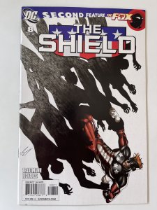 The Shield #8 - Fn  (2010)