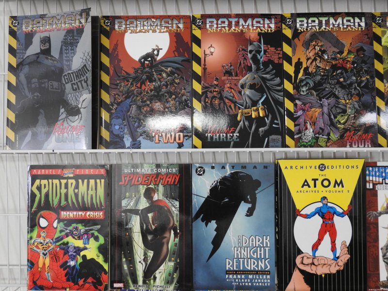 Huge Lot of 37 Trade Paperbacks W/ Batman, X-men,  Star Wars+ Avg F/VF Condition