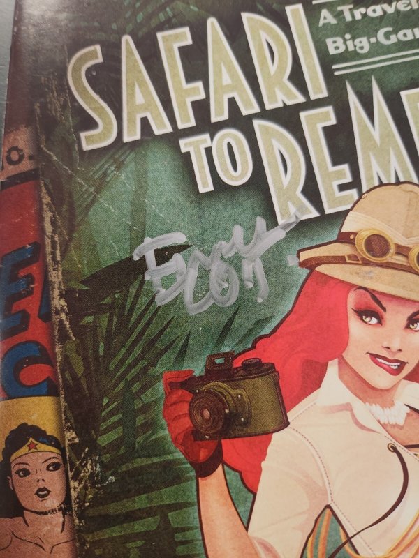Wonder Woman #43 - Signed 3x, Bombshells Variant / Encased (9.2ob) 2015