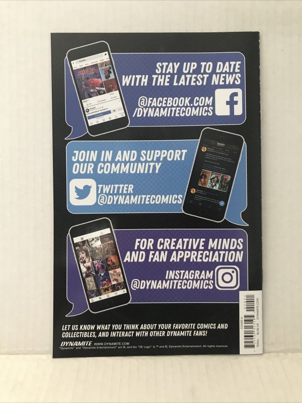 Vampirella Holiday Special 2021