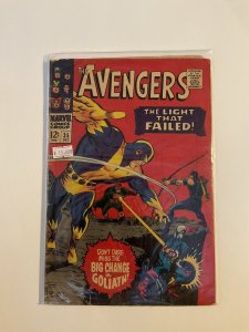 Avengers 35 Good Gd 2.0 Marvel