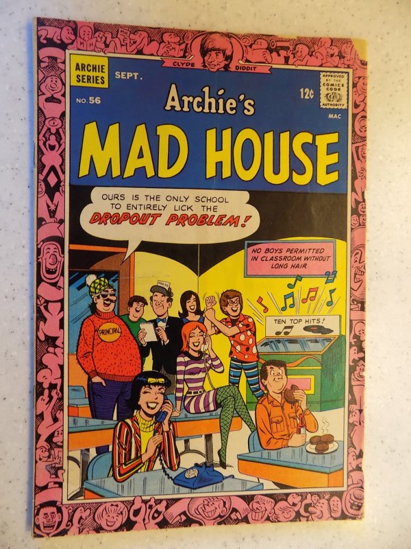 ARCHIE'S MAD HOUSE # 56 ARCHIE JUGHEAD VERONICA BETTY RIVERDALE