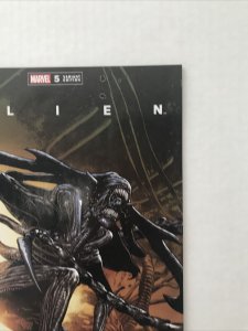 Alien #5 Variant