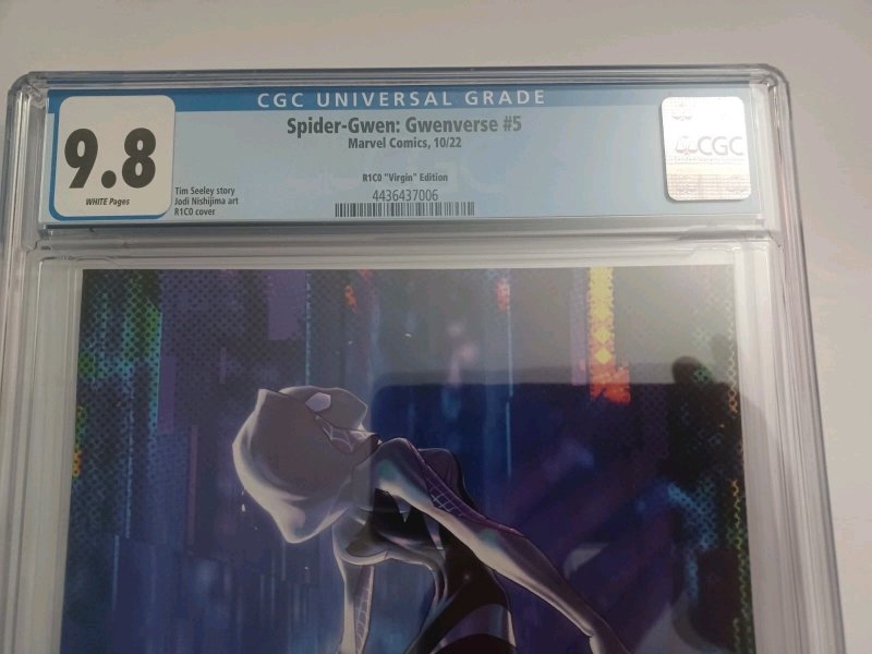 Spider-Gwen: Spiderverse #5 Virgin Variant - 2022 - CGC 9.8