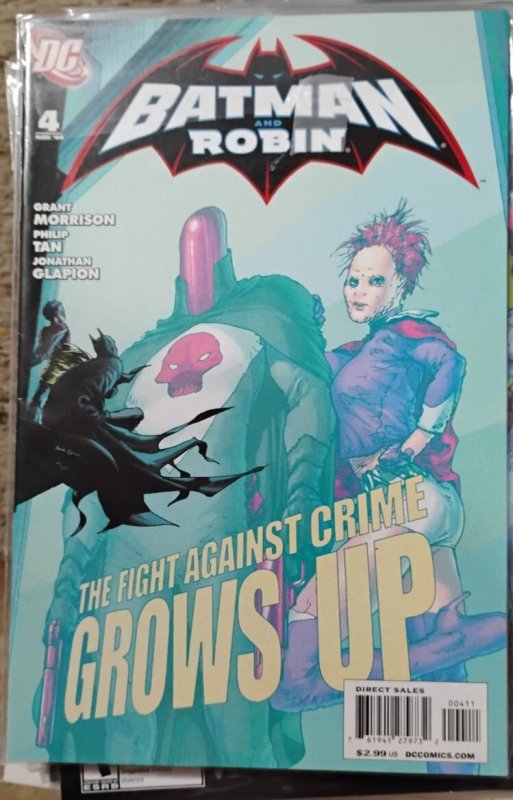 BATMAN AND ROBIN # 4 2009 DC COMICS  grant  MORRISON  RED HOOD