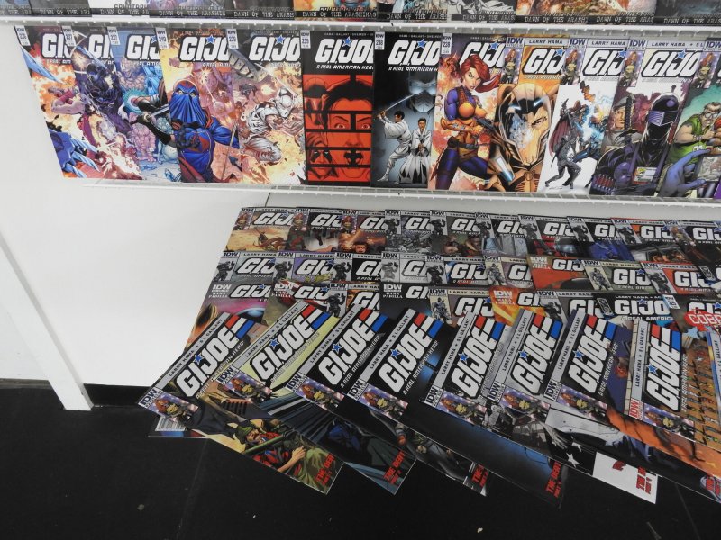 Huge Lot 230+ All G.I.Joe Comics!! Avg VF/NM Condition!