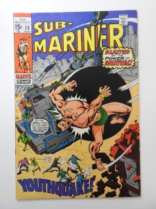 Sub-Mariner #28 (1970) Beautiful VF-NM Condition!
