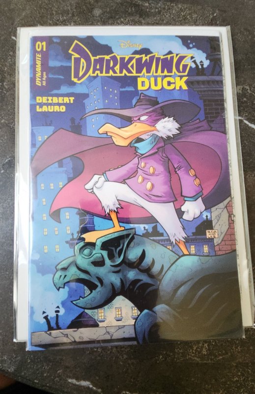 DARKWING DUCK #1 VERY GARY COMICS VARIANT 264/600