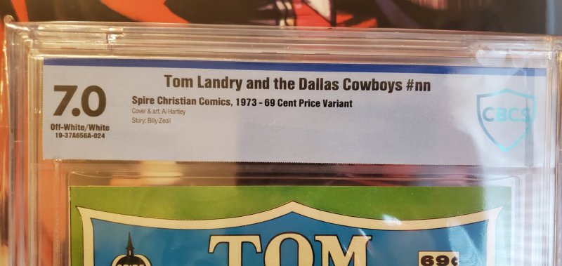 TOM LANDRY AND THE DALLAS COWBOYS - CBCS 7.0  - AL HARTLEY - .69 Variant