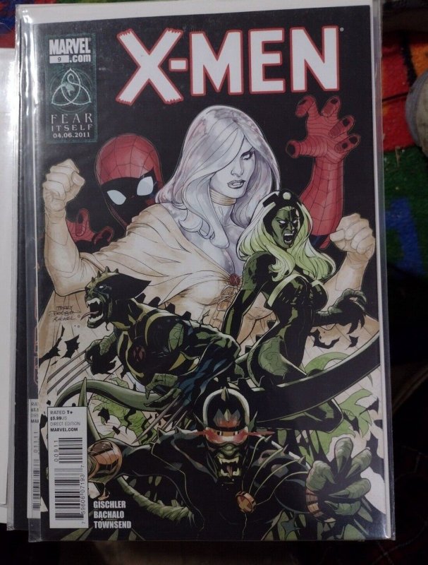 X MEN # 9  2011 Marvel  SPIDER-MAN WHITE QUEEN THE LIZARD DARK BEAST 