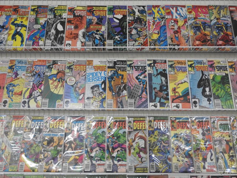 Huge Lot 140+ Comics W/Spider-Man,  Defenders,  X-Men+ Avg VF- Condition!!