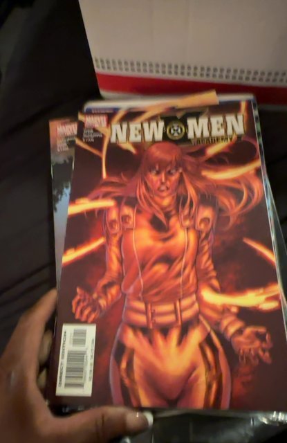 New X-Men #12 (2005) Wallflower 