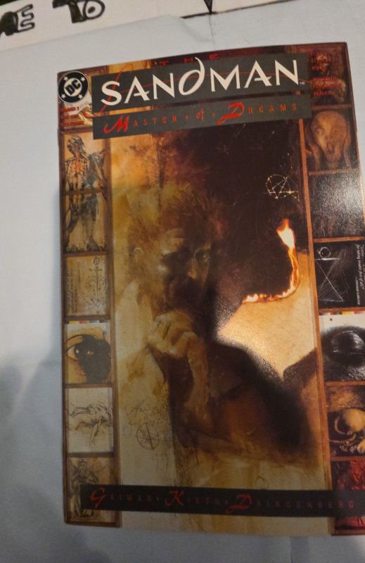 SANDMAN #3 GAIMAN VF/NM VERTIGO 1989 Constantine app
