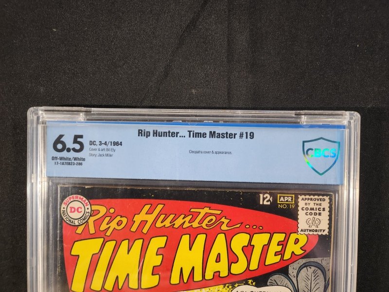 Rip Hunter... Time Master #19 - Cleopatra Cover & App (CBCS 6.5) 1964