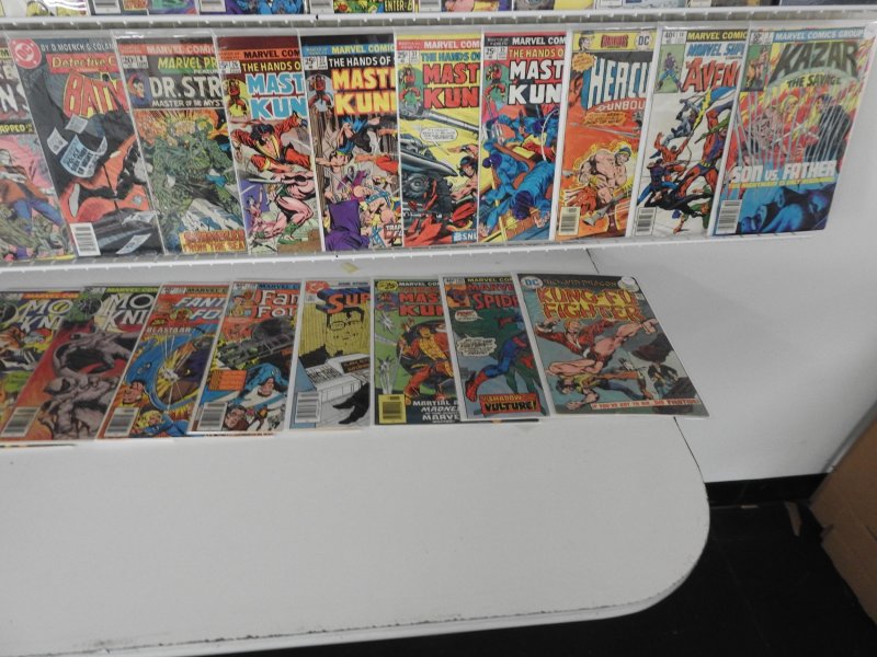 Huge Lot 140+ Comics W/ Batman, Avengers, Spider-Man, X-Men Avg VF- Condition!