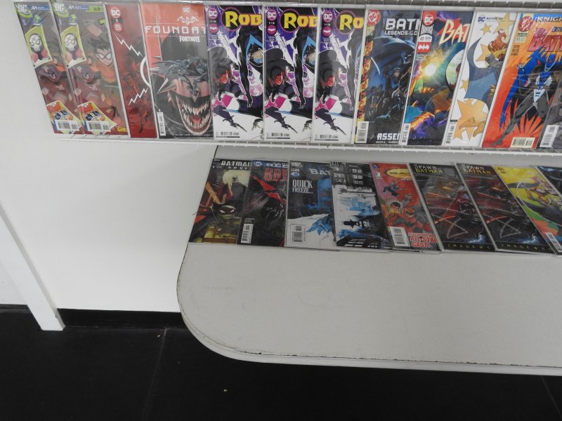 Huge Lot of 140+ Comics W/ Batman, Daredevil, Catwoman! Avg. VF- Condition!