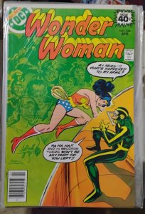 WONDER WOMAN # 254 1979  DC comics   AMAZONS diana prince newstand