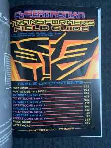 2001 CYBERTRONIAN Field Guide Volume 1 SC VF+ 8.5 Transformers