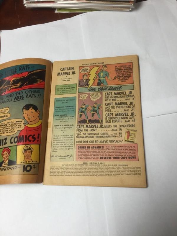 Captain Marvel Jr. 8 3.5 Tape Along Spine Very Good- Vg-