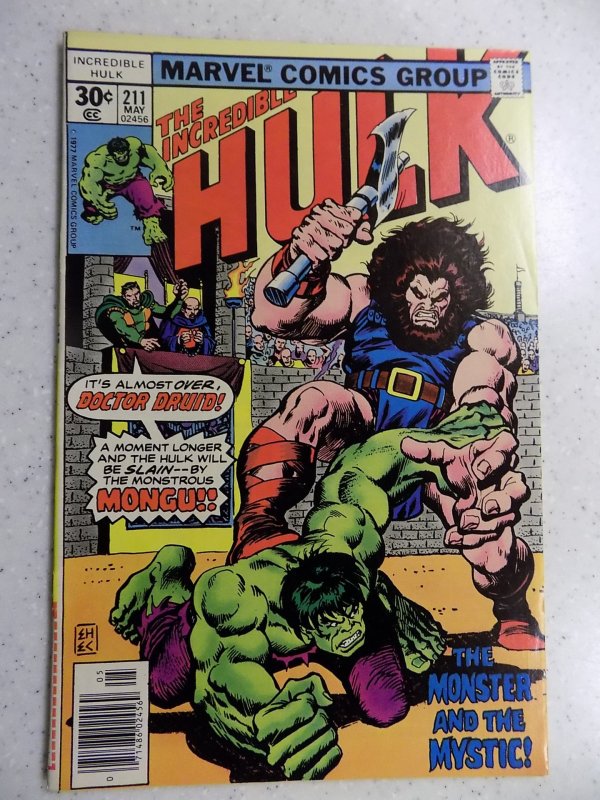 INCREDIBLE HULK # 211 MARVEL BRONZE ACTION BUSCEMA CHAN VF