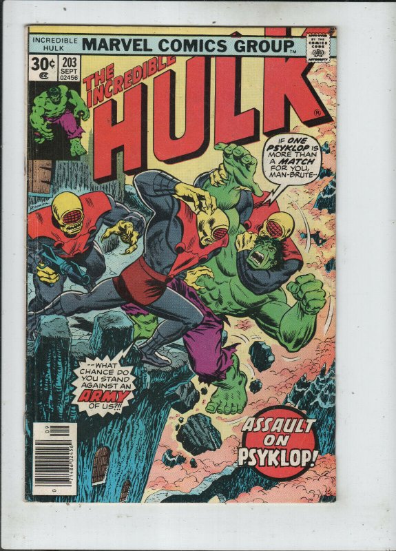 Incredible Hulk #203 fine to fine+ 