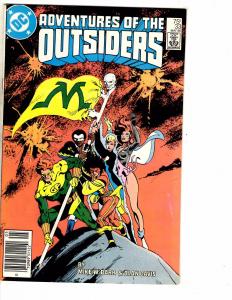 8 Outsiders DC Comic Books # 26 27 28 29 30 31 32 33 Flash Arrow Batman J214