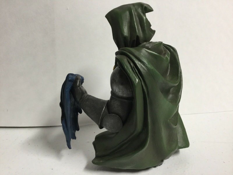 Doctor Doom Bust Dimand Select Fantastic Four Marvel Missing Box