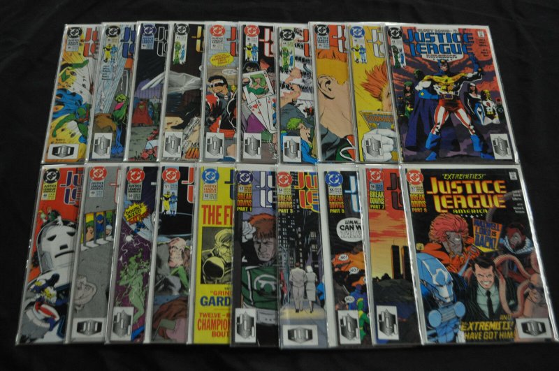 JUSTICE LEAGUE #1-113 + ANNUAL (6.5-9.2) COPPER LOT 1983-86