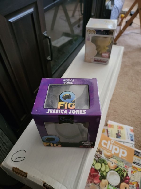 Jessica Jones q fig