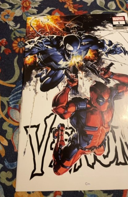 Venom #1 Crain Cover A (2018) brain deadpool cover nm