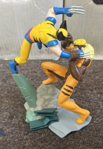Marvel Limited Miniature Wolverine Vs Sabretooth Statue 1997